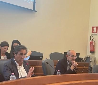 Da sinistra, il consigliere delegato all'Istruzione Alessandro Balletto e il sindaco metropolitano Paolo Truzzu