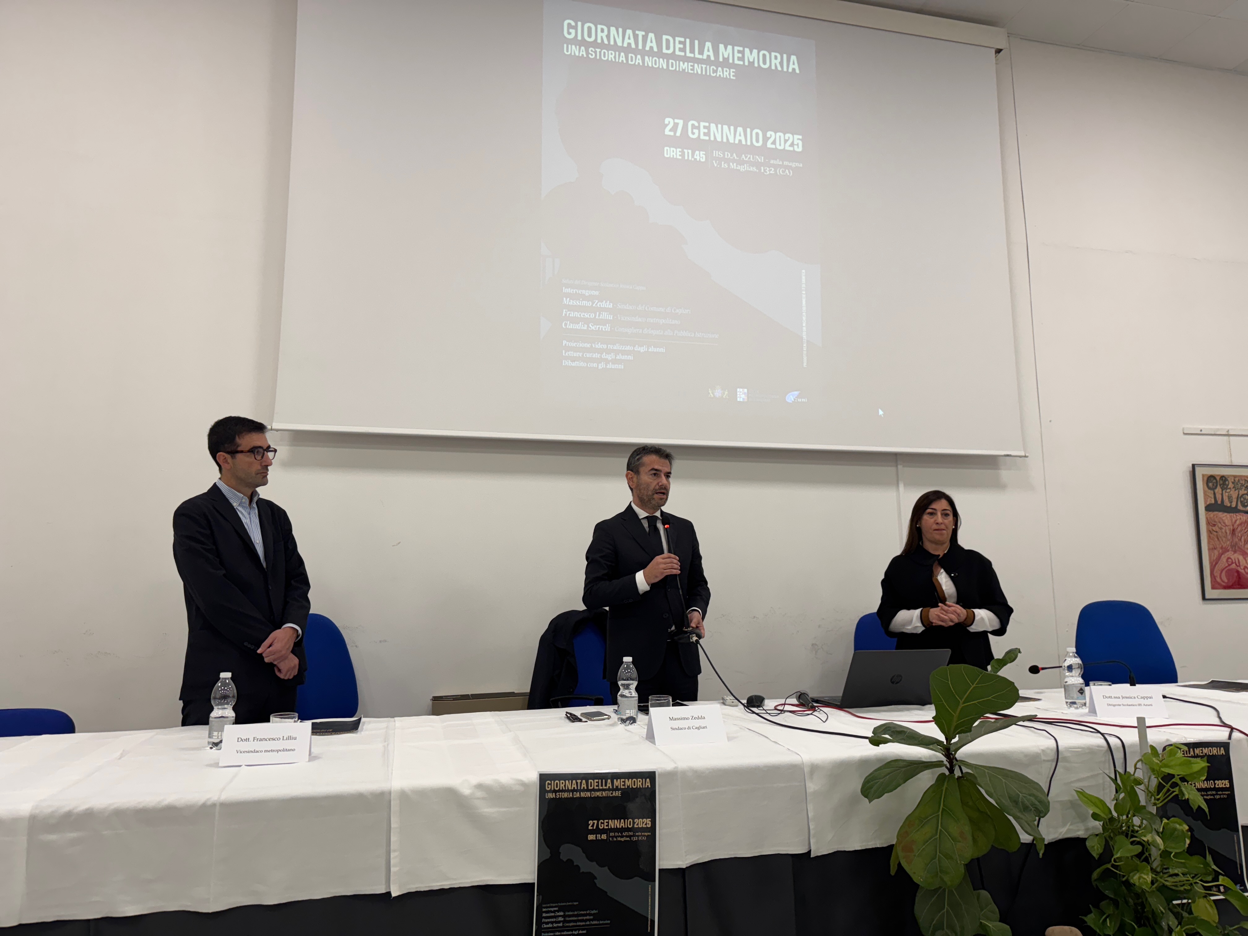 Il Sindaco metropolitano Massimo Zedda e il Vicesindaco Metropolitano Francesco Lilliu all'IIS Azuni