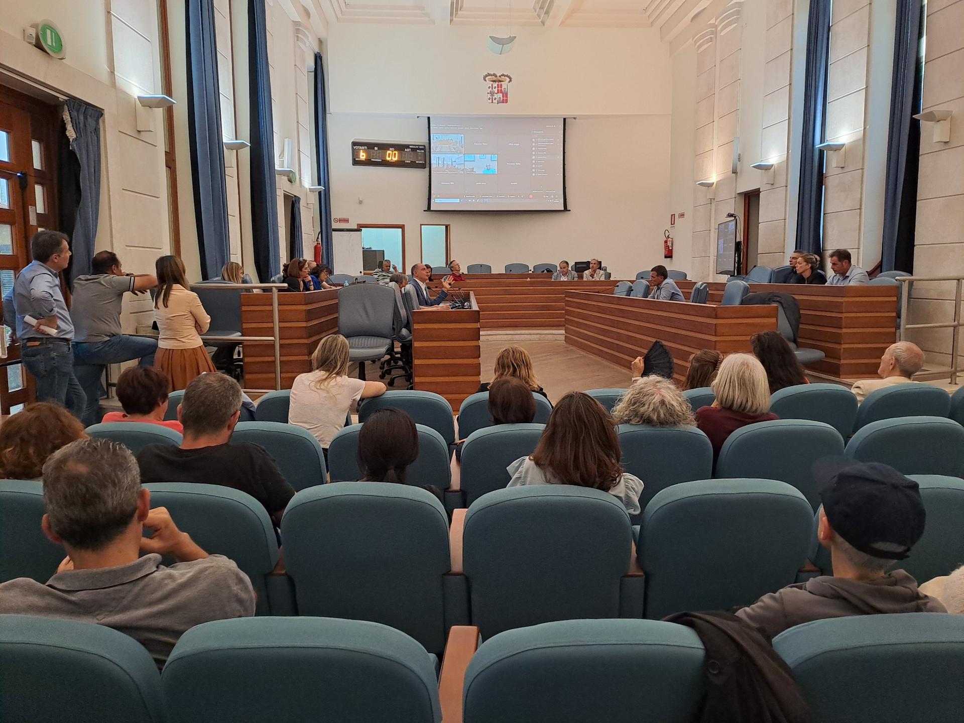 L'incontro di ieri nella sala Ex Cappella in viale Ciusa